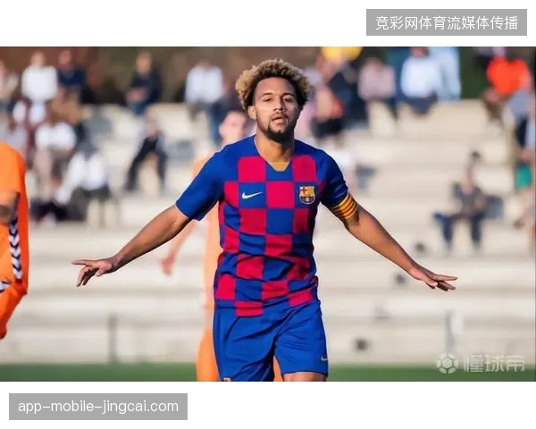 德拉富恩特将双边锋战术贯彻到底，两翼齐飞或成撕裂防线关键